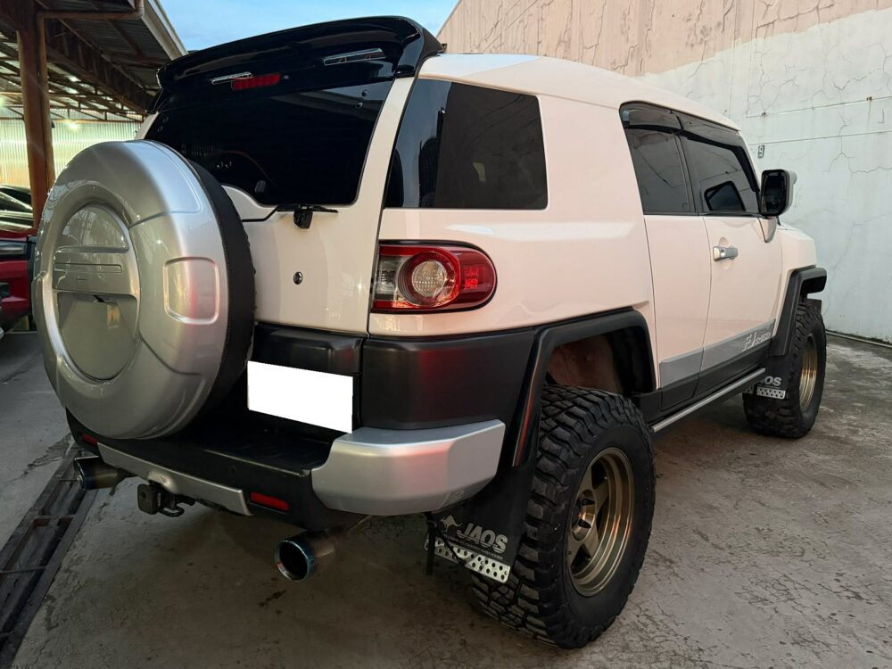 2015 TOYOTA FJ CRUISER 4.0L 4X4 AUTOMATIC TRANSMISSION