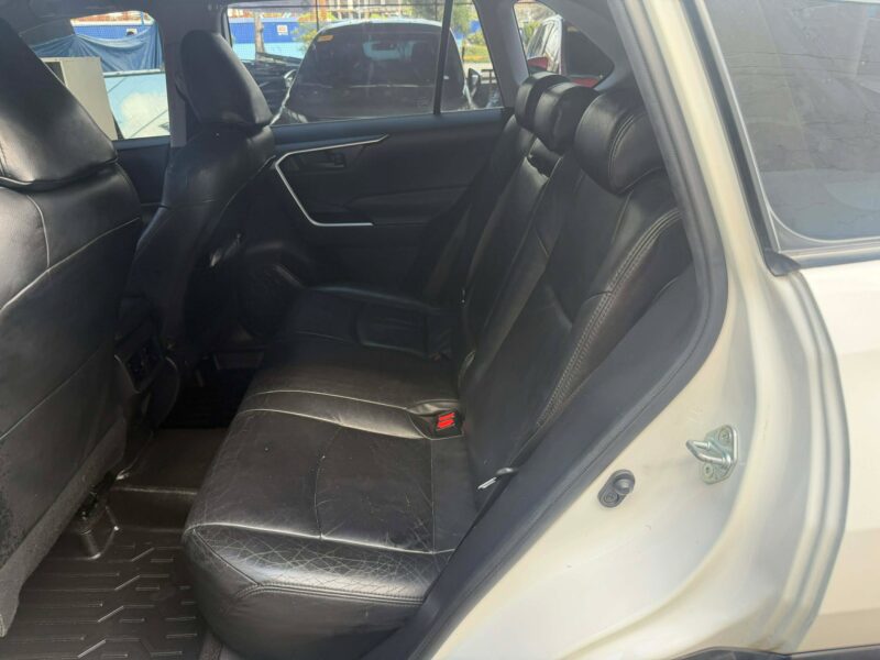 2020 TOYOTA RAV 4 2.5L LE AUTOMATIC TRANSMISSION