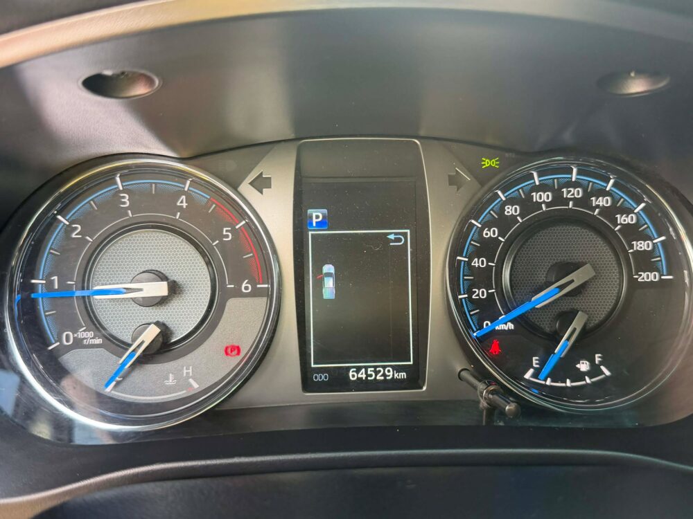 2021 TOYOTA HILUX V 2.4L 4X2 AUTOMATIC TRANSMISSION