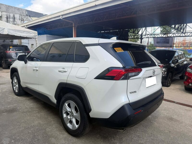 2020 TOYOTA RAV 4 2.5L LE AUTOMATIC TRANSMISSION