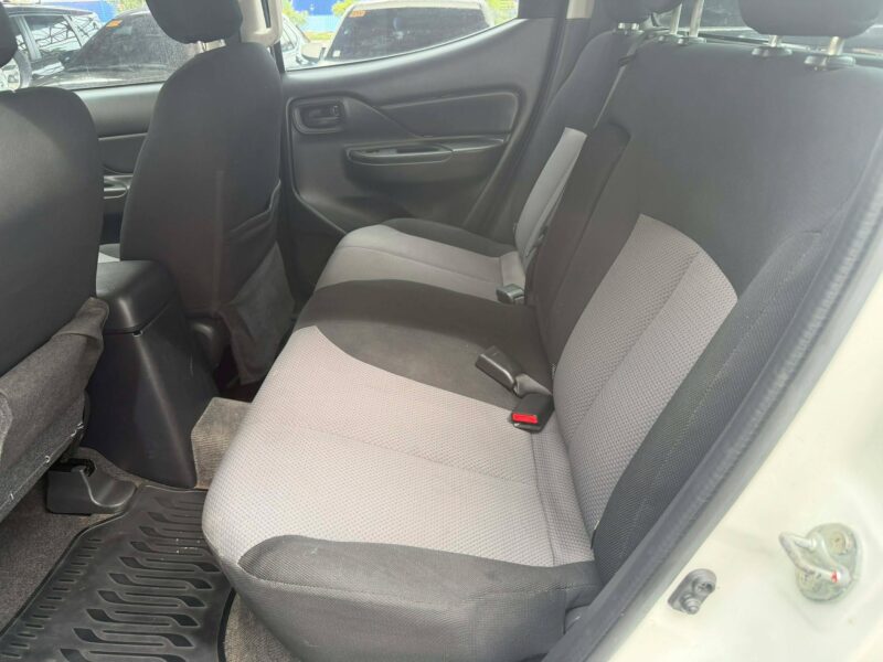 2020 MITSUBISHI STRADA GL MANUAL TRANSMISSION