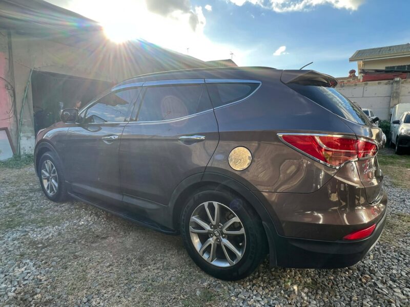 2013 HYUNDAI GRAND SANTA FE 2.2L CRDi AUTOMATIC TRANSMISSION