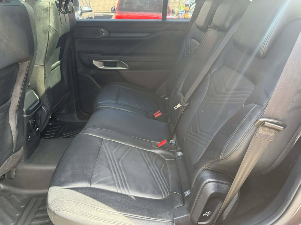 2024 NEXT GEN FORD EVEREST TITANIUM 2.0L TURBO 4x2 AUTOMATIC TRANSMISSION