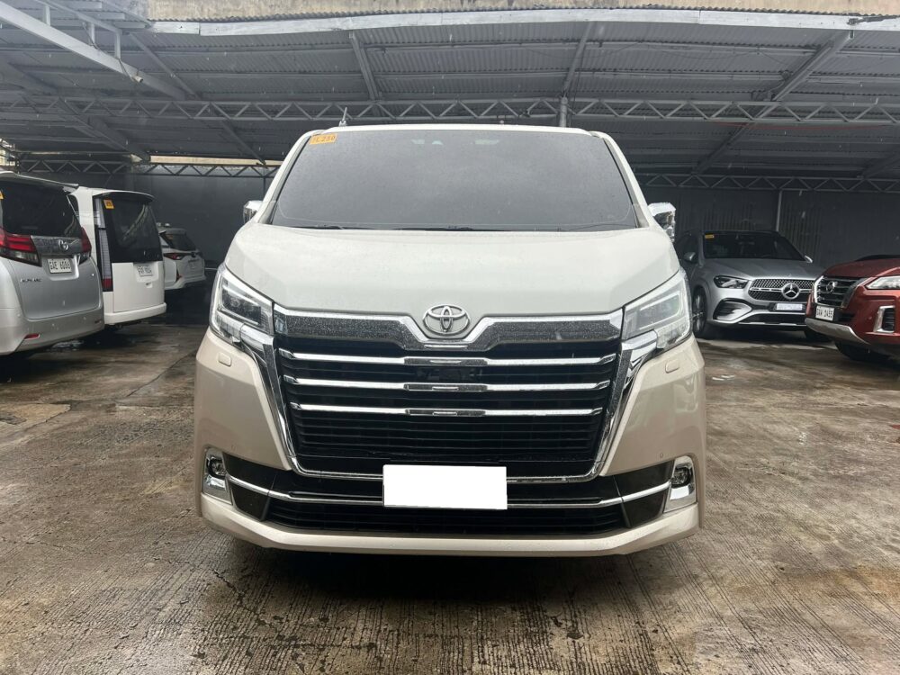 2022 TOYOTA SUPER GRANDIA ELITE AUTOMATIC TRANSMISSION