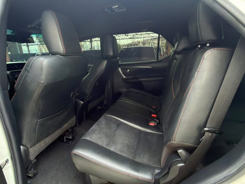 2022 TOYOTA FORTUNER GRS 2.8L 4X4 AUTOMATIC TRANSMISSION