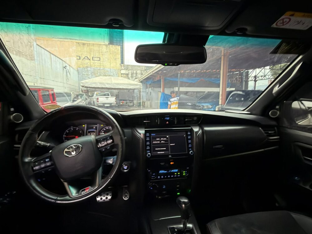 2022 TOYOTA FORTUNER GRS 2.8L 4X4 AUTOMATIC TRANSMISSION