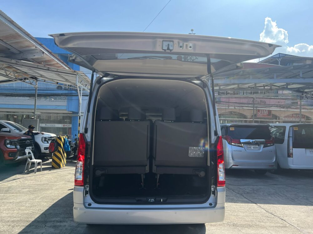 2026 TOYOTA GL GRANDIA TOURER 2.8L AUTOMATIC TRANSMISSION