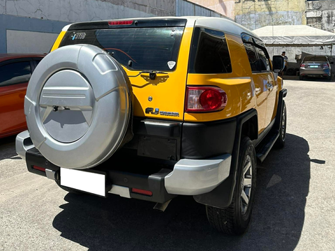 2015 TOYOTA FJ CRUISER 4.0L V6 4X4 AUTOMATIC TRANSMISSION