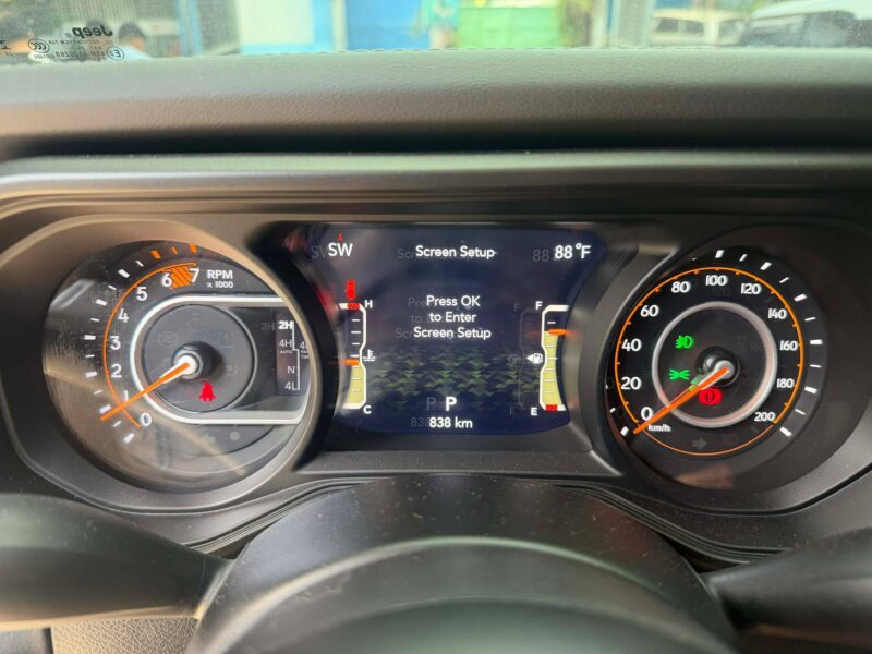 2026 acq Jeep Wrangler Rubicon 2.0L 4-Door | 800 km (practically brand new)