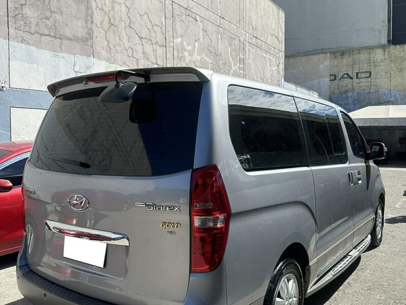 2019 HYUNDAI STAREX GOLD 2.5L CRDi AUTOMATIC TRANSMISSION