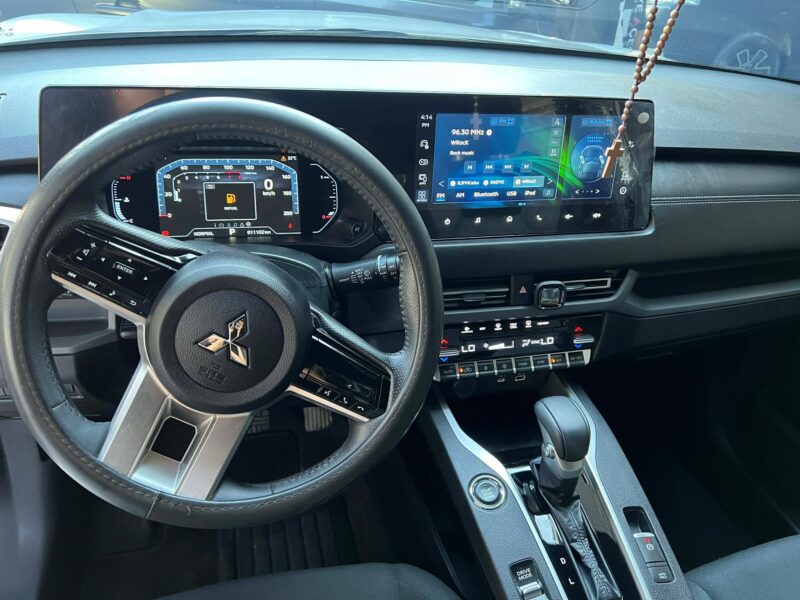 2025 MITSUBISHI XFORCE 1.5L GLS AUTOMATIC TRANSMISSION