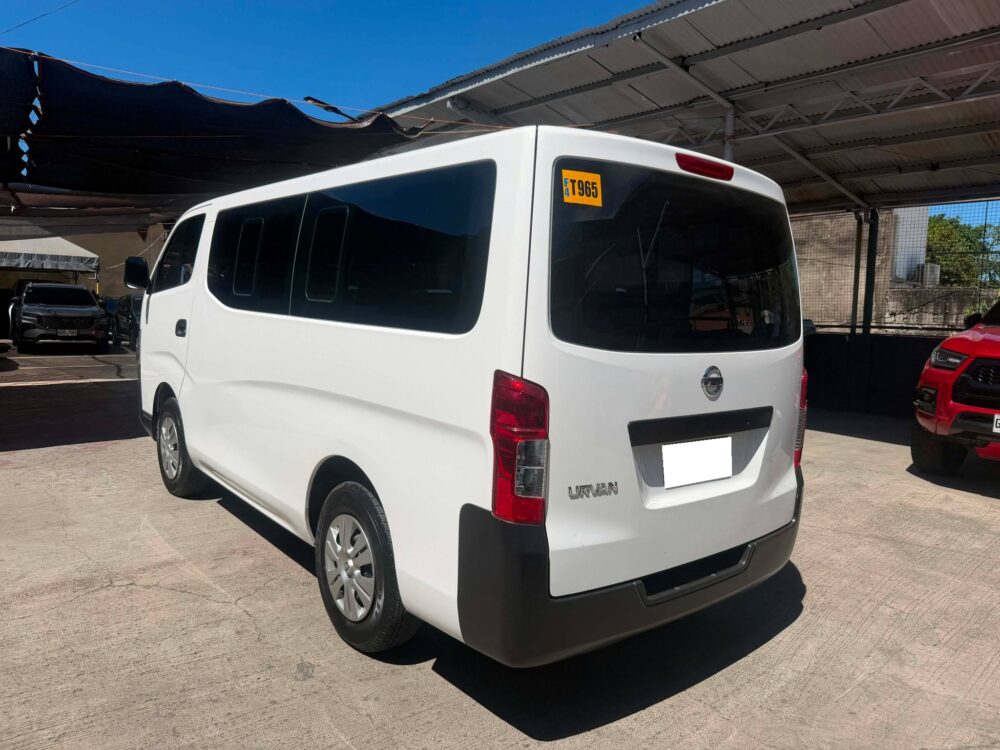 2022 NISSAN URVAN 2.5L STANDARD MANUAL TRANSMISSION