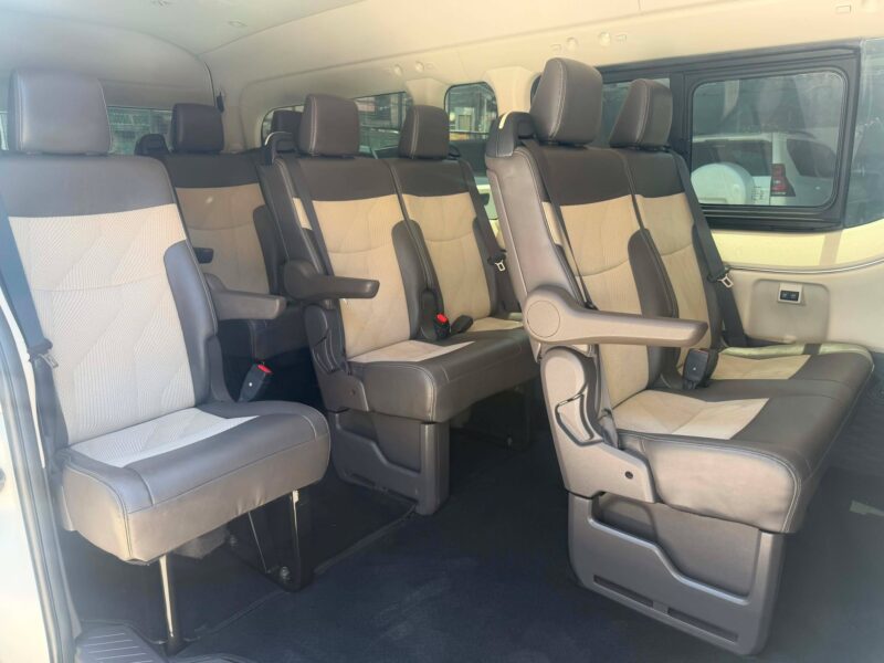 2019 TOYOTA GL GRANDIA TOURER 2.8L AUTOMATIC TRANSMISSION