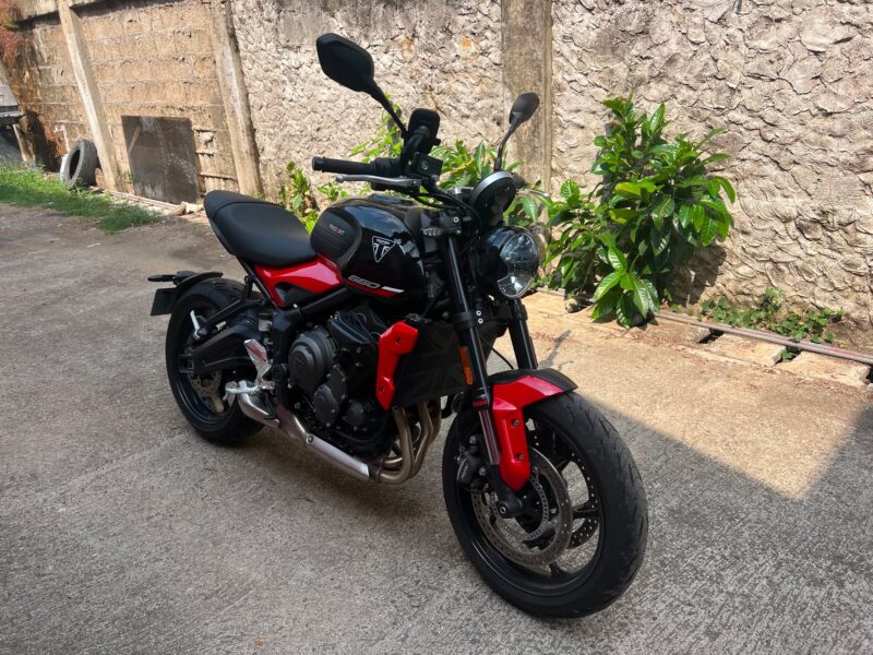 2026 TRIUMPH TRIDENT 660 300KM ONLY
