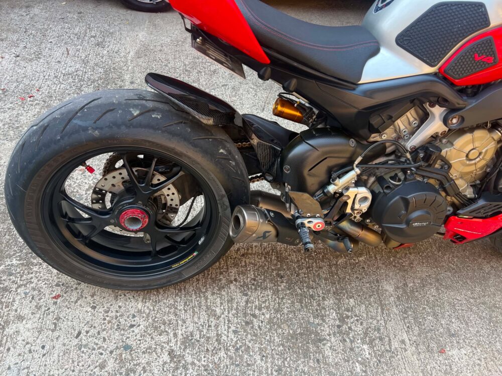 2021 Acq 2020 Ducati Streetfighter V4S