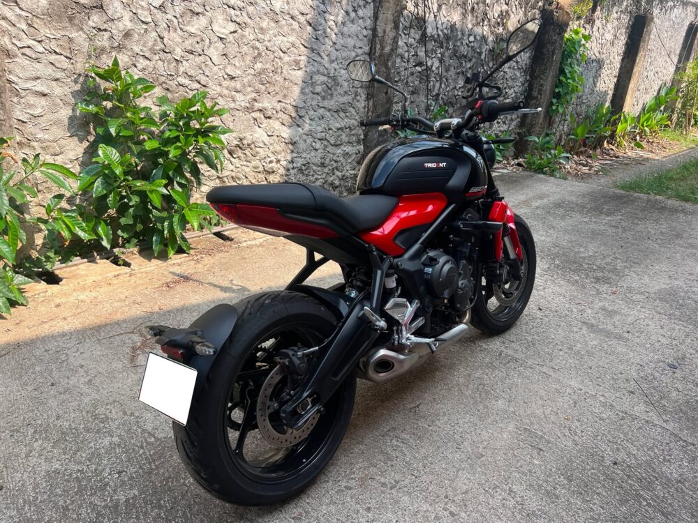 2026 TRIUMPH TRIDENT 660 300KM ONLY