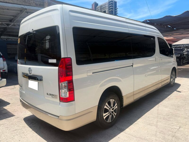 2019 TOYOTA GL GRANDIA TOURER 2.8L AUTOMATIC TRANSMISSION
