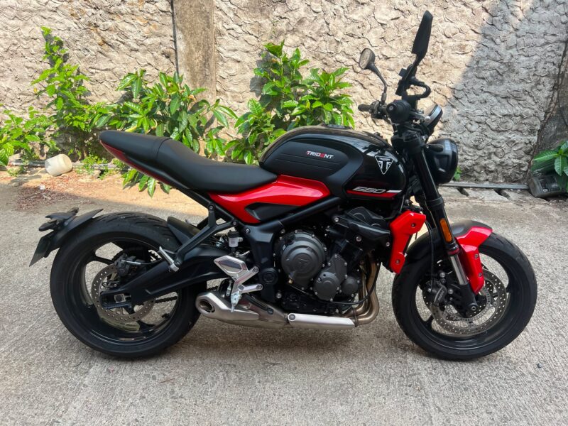2026 TRIUMPH TRIDENT 660 300KM ONLY