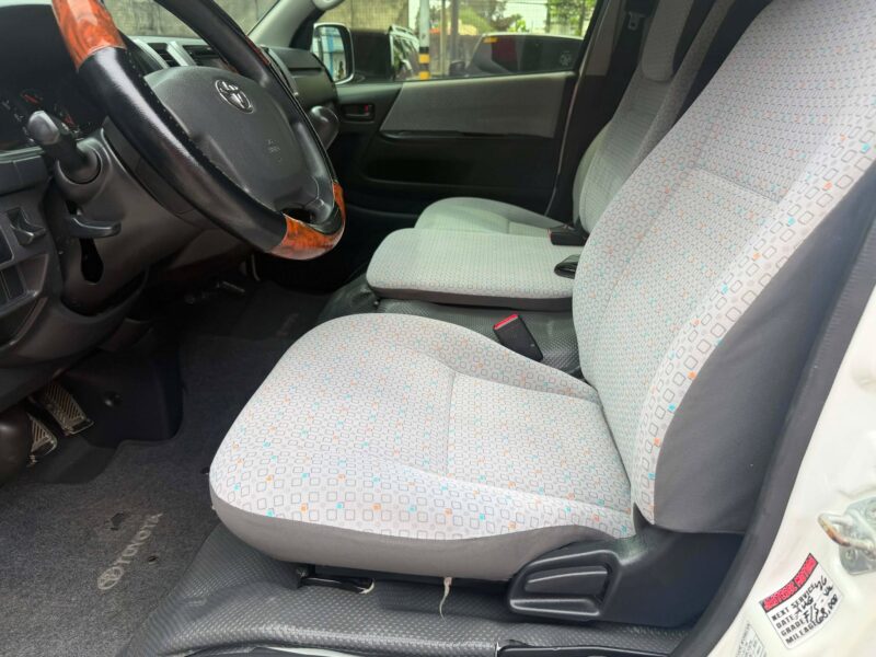 2018 TOYOTA HI ACE GL GRANDIA 3.0L D4D MANUAL TRANSMISSION