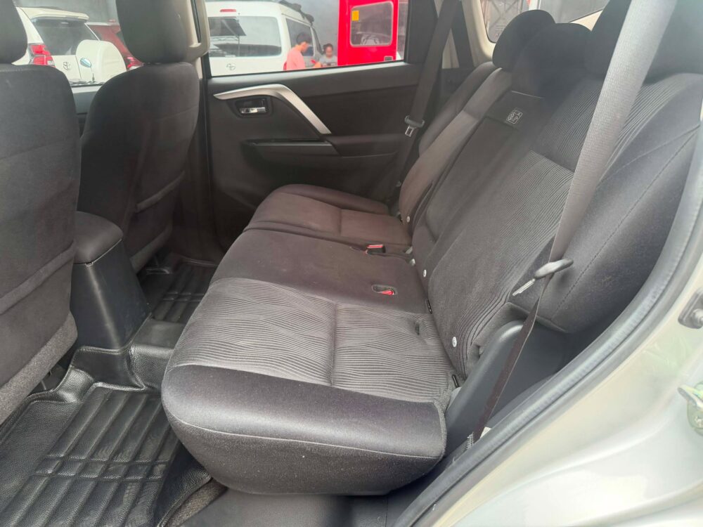 2022 MITSUBISHI MONTERO 2.4L GLX MANUAL TRANSMISSION
