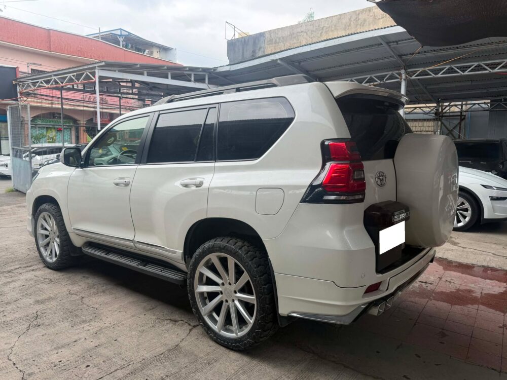 2015 TOYOTA LAND CRUSIER PRADO 150 3.0L DUBAI TXL 4X4 AUTOMATIC TRANSMISSION