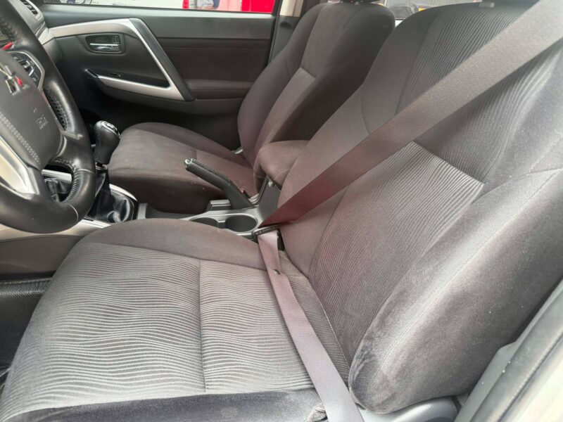 2022 MITSUBISHI MONTERO 2.4L GLX MANUAL TRANSMISSION