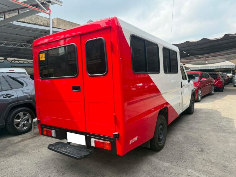 2025 TOYOTA TAMARAW FX 2.4L MANUAL TRANSMISSION