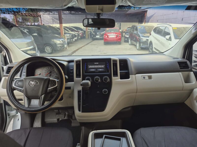 2023 TOYOTA HI ACE GL GRANDIA 2 TONE AUTOMATIC TRANSMISSION
