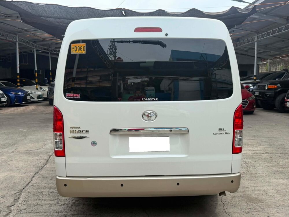 2018 TOYOTA HI ACE GL GRANDIA 3.0L D4D MANUAL TRANSMISSION