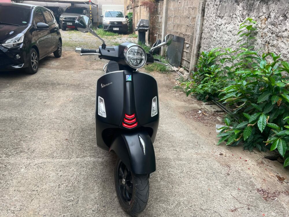 2021 VESPA GTS SUPER 300