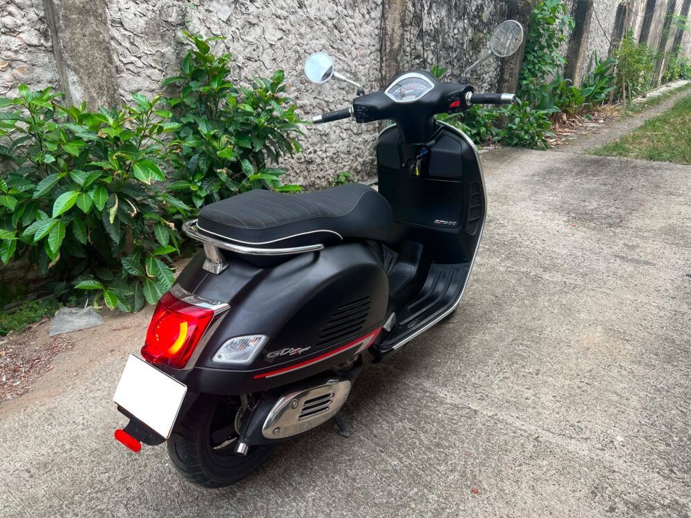 2021 VESPA GTS SUPER 300