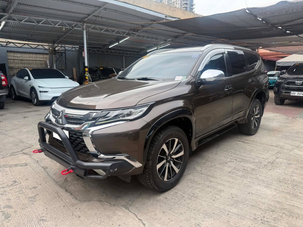 2017 MITSUBISHI MONTERO GLS PREMIUM