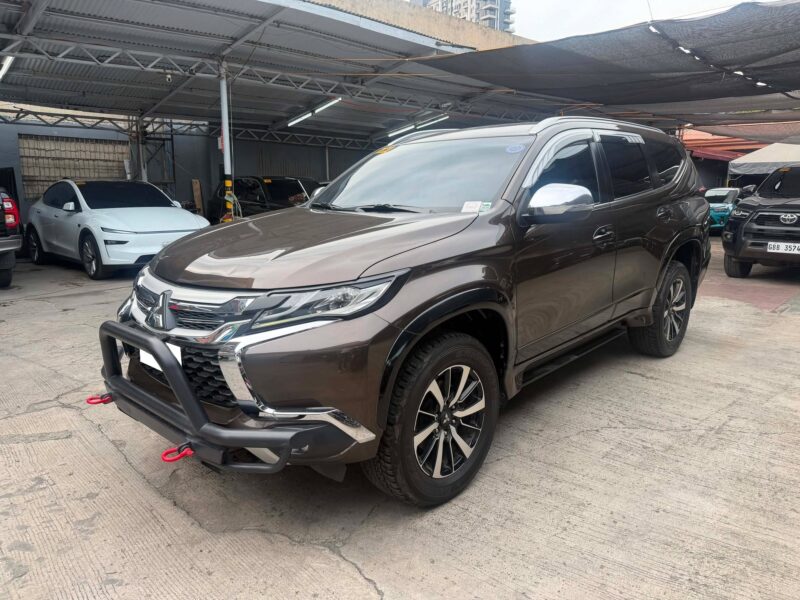 2017 MITSUBISHI MONTERO GLS PREMIUM