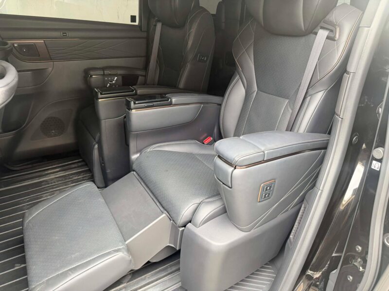 2025 TOYOTA ALPHARD HEV 2.5L HYBRID CVT