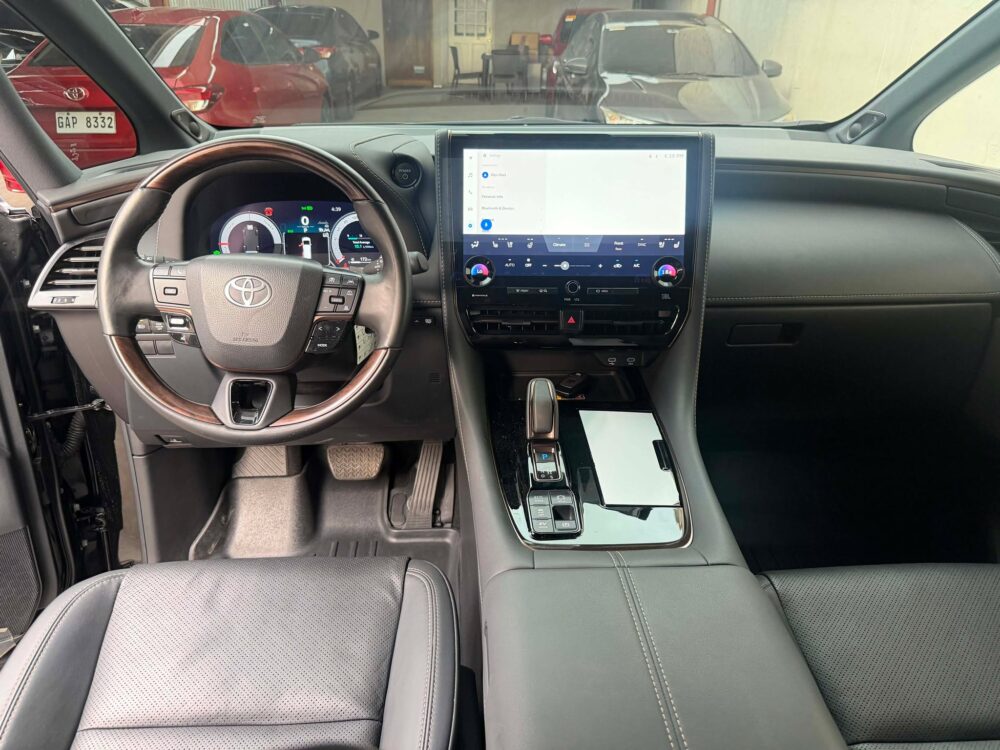 2025 TOYOTA ALPHARD HEV 2.5L HYBRID CVT