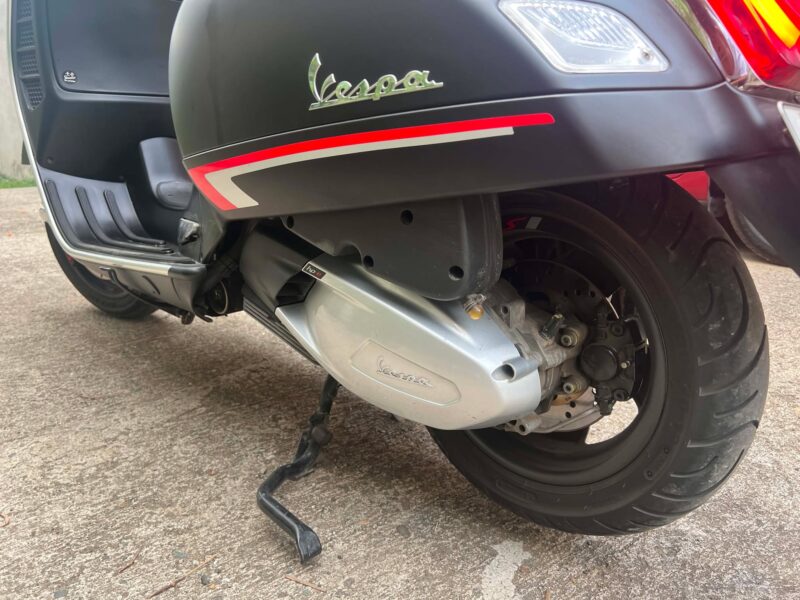 2021 VESPA GTS SUPER 300