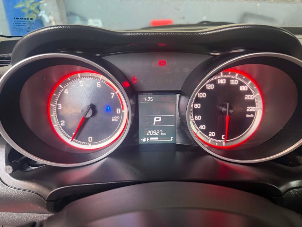2022 SUZUKI SWIFT 20TKMS ONLY!!!!!
