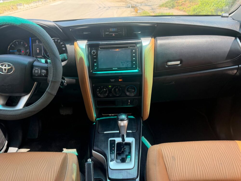 2016 TOYOTA FORTUNER 2.4L G DIESEL