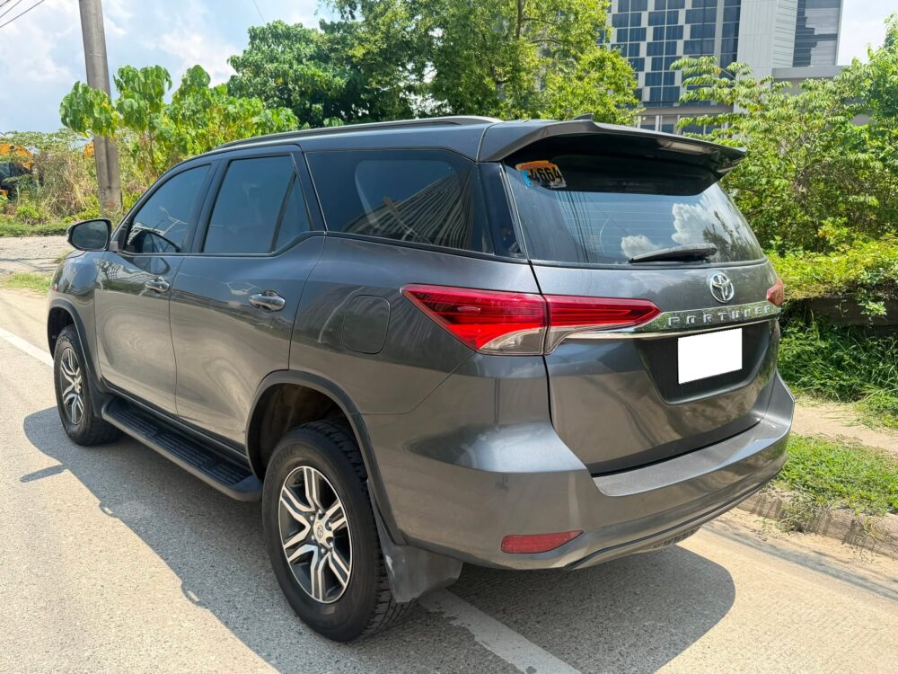 2016 TOYOTA FORTUNER 2.4L G DIESEL