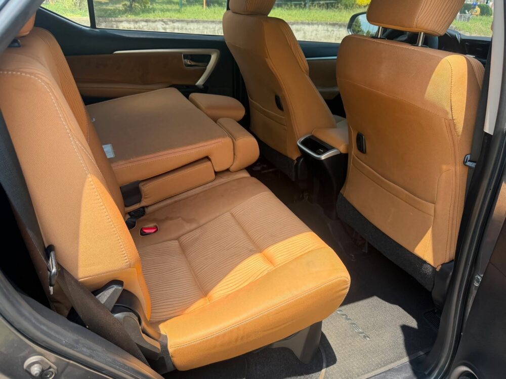 2016 TOYOTA FORTUNER 2.4L G DIESEL