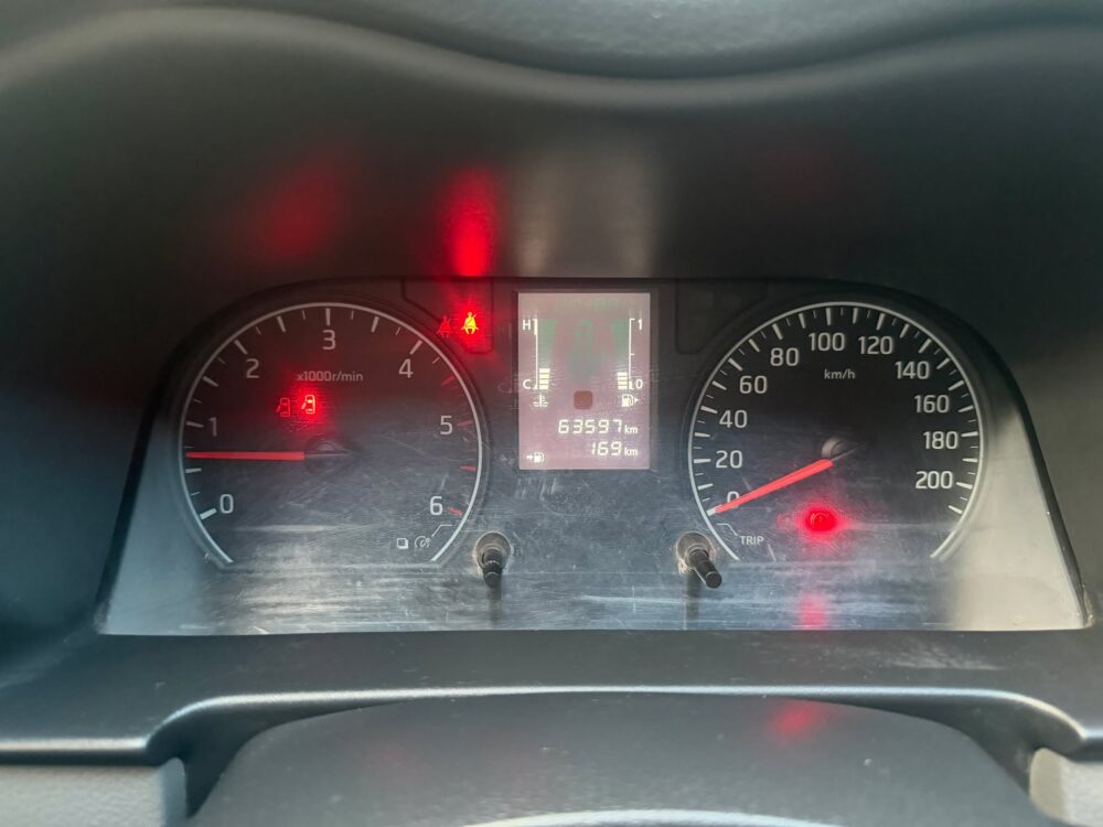 2019 NISSAN URVAN 2.5L STANDARD