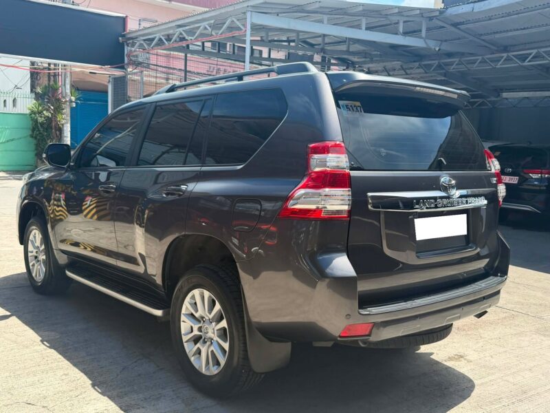 2017 TOYOTA PRADO VX 4.0L GASOLINE AUTOMATIC TRANSMISSION