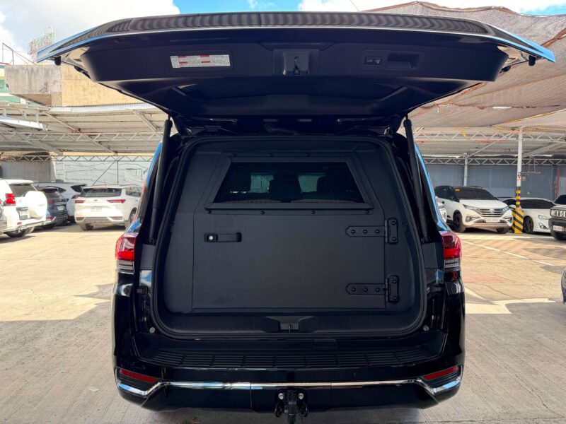 2026 TOYOTA LAND CRUISER LC300 ZX V6 AT BRANDNEW BULLETPROOF ARMORED UNIT