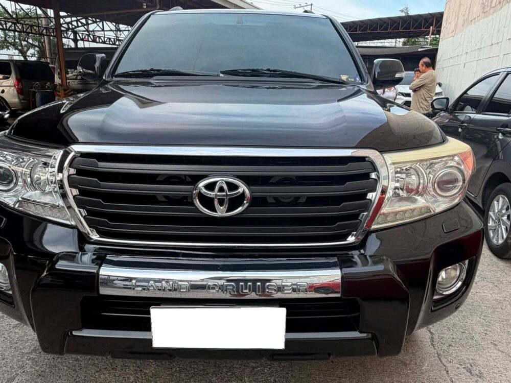 2012 TOYOTA LAND CRUISER 200
