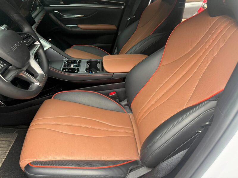 2026 BYD SEALION 6 DM-i PLUG IN HYBRID 5TKMS ONLY!!!!!