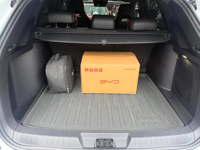 2025 BYD SEALION 6 DM-i PLUG IN HYBRID AUTOMATIC TRANSMISSION 13TKM ONLY!!!