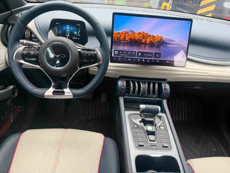 2025 BYD ATTO 3 PREMIUM FULL EV AUTOMATIC TRANSMISSION 6TKM ONLY!!!