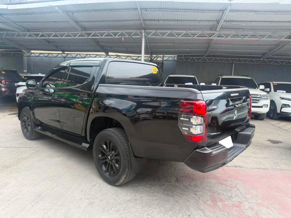 2023 MITSUBISHI STRADA 2.4 GLS 4X2 AUTOMATIC TRANSMISSION 28TKM ONLY