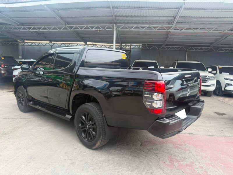 2023 MITSUBISHI STRADA 2.4 GLS 4X2 AUTOMATIC TRANSMISSION 28TKM ONLY