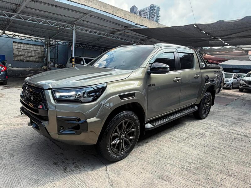 2024 TOYOTA HILUX CONQUEST V (GR SPORT INSPIRED) 4X2 AUTOMATIC TRANSMISSION 28TKM